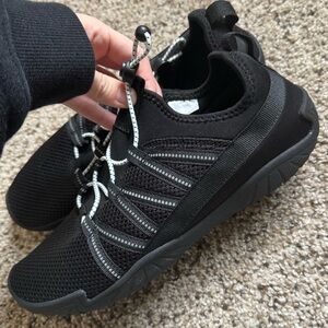 Black water shoes
